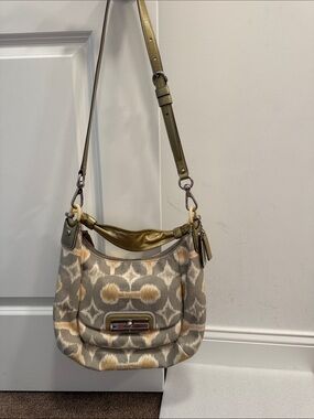 Coach Kristin multi color signature logo shoulder bag purse 2 hangtags